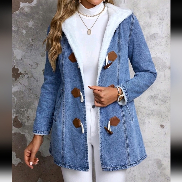 Women's Fall/Winter Long Sleeve Hooded Denim Jacket With Button Closure - Picture 3 of 6